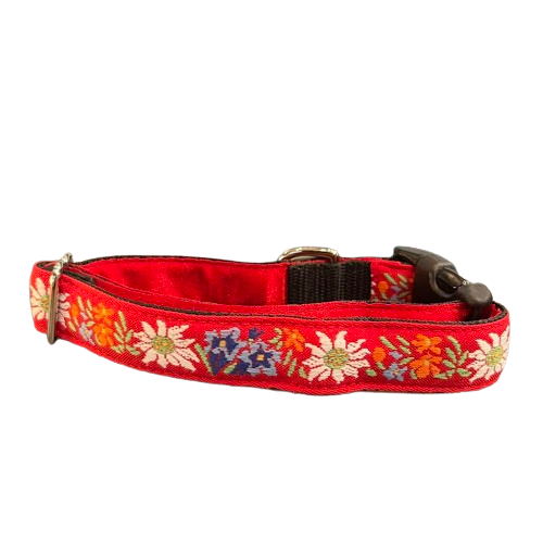 Mackenzie Collar Edelweiss Red