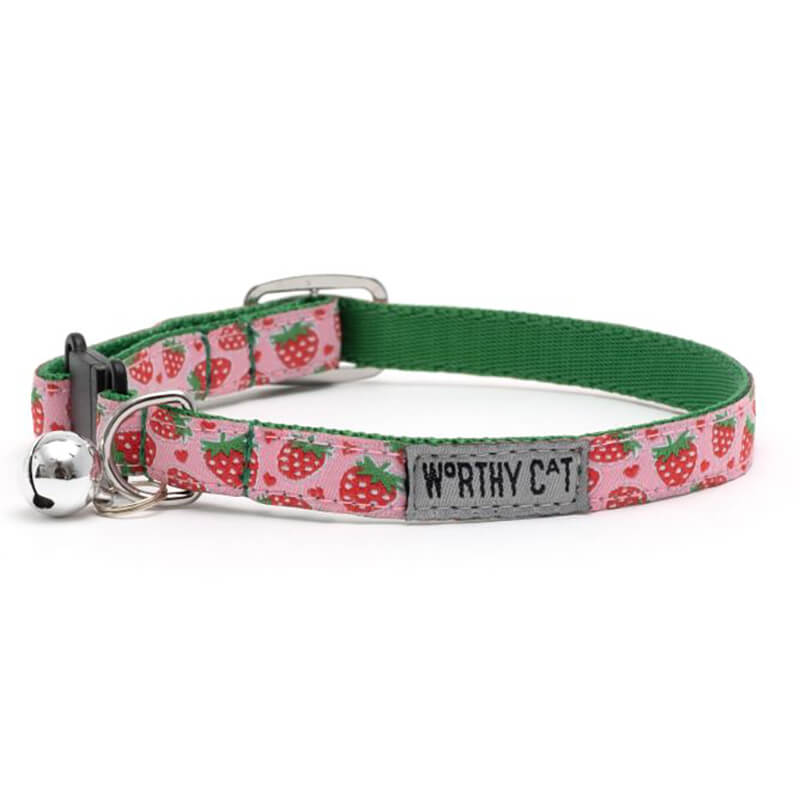 The Worthy Dog Cat Collar Strawberry