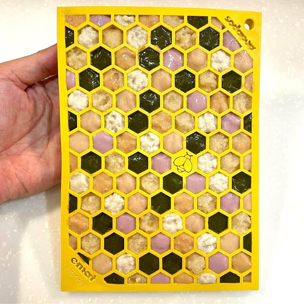Sodapup Lick Mat Honeycomb