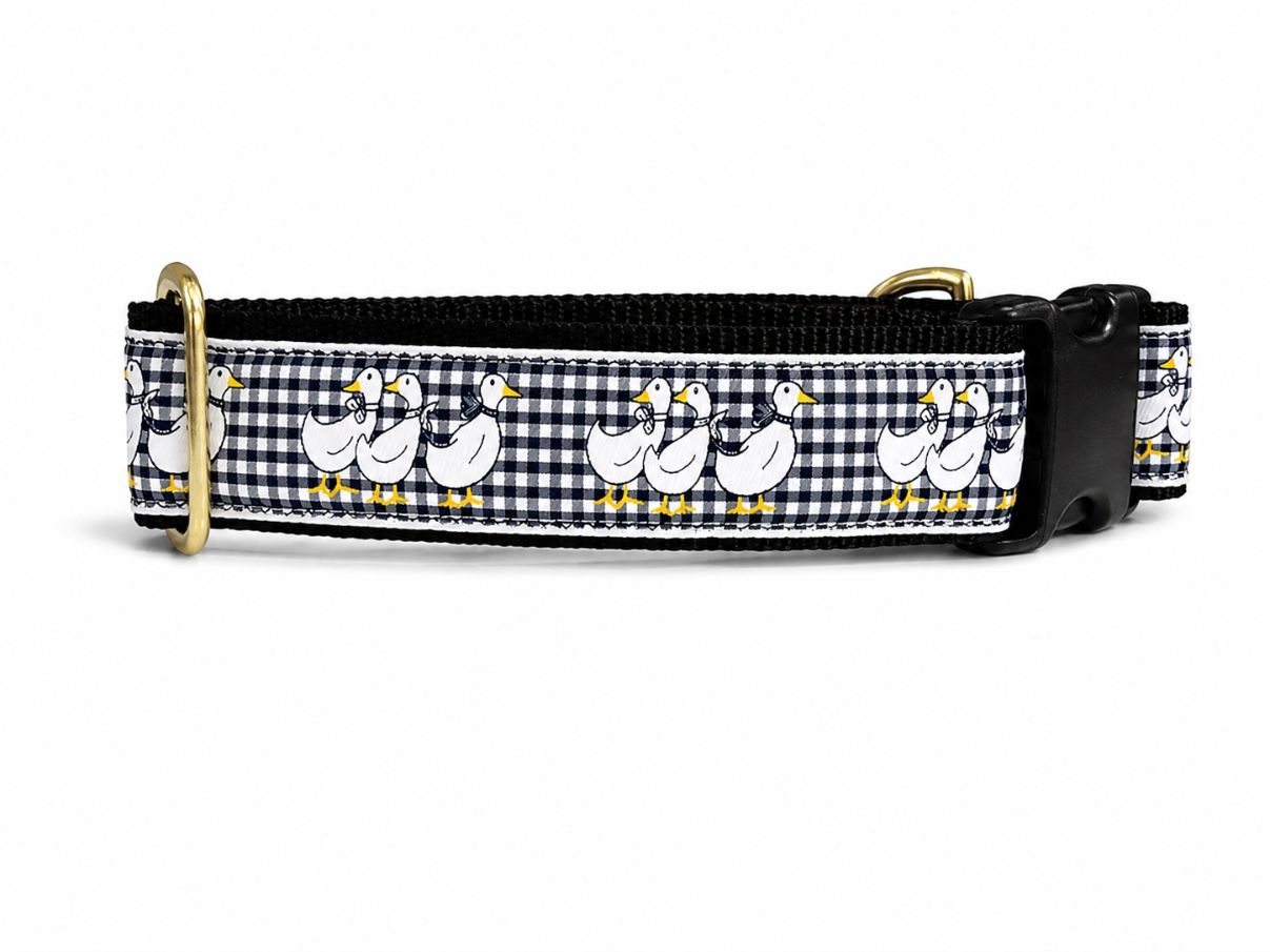 Mackenzie Collar Goose on Black Checker