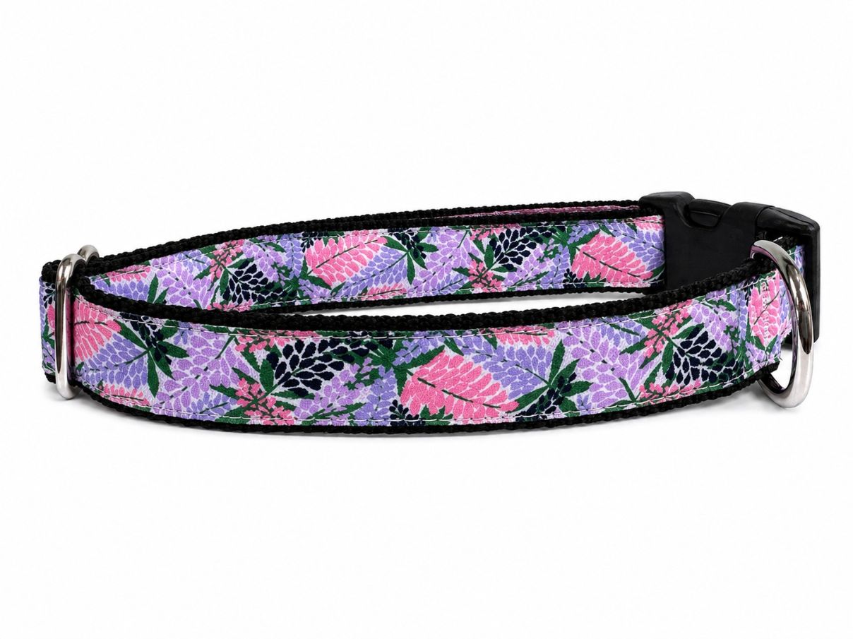 Mackenzie  Collar Lupine Flowers