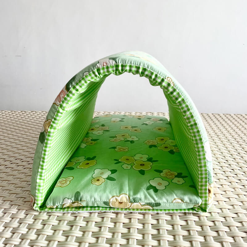 No Furries Delights Hoppy Hideaway Tunnel Green Garden Blossoms