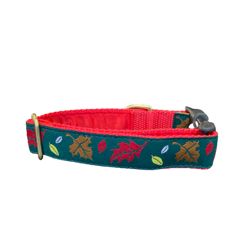 Mackenzie Collar Falling Leaves